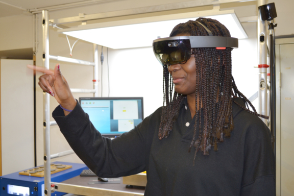 Ein Studium an der HFT Stuttgart im Bereich Augmented Reality/Virtual Reality-Engineering garantiert beste Berufsaussichten.
