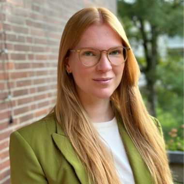 PortraitLena Lazinka