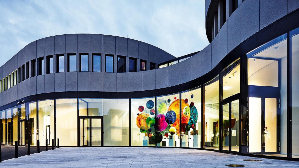Die Glaswerke Arnold in Remshalden gehören zu den innovativsten Glasherstellern und -veredlern Europas